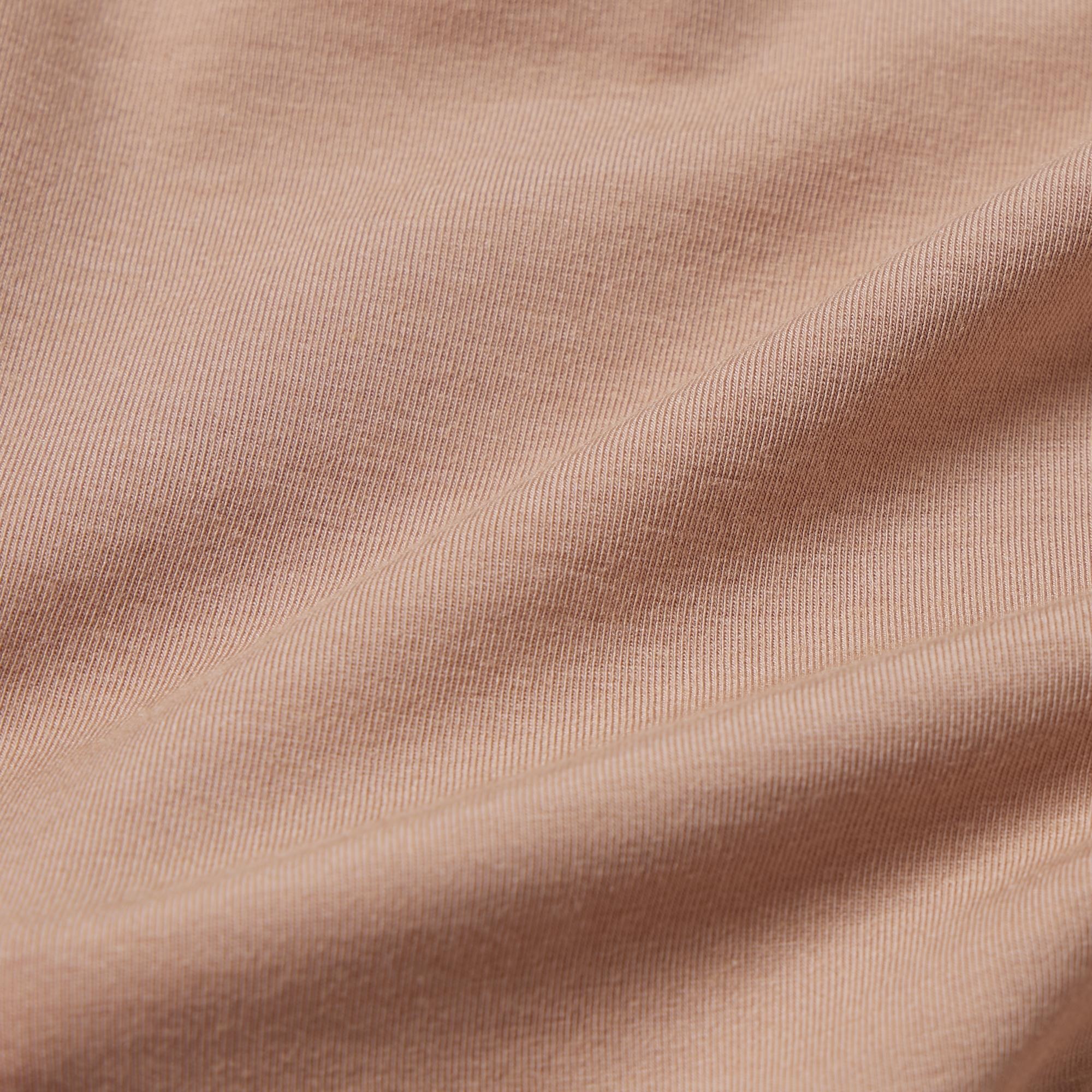 A blend of naturally derived modal and cotton for a smooth, delicate feel. Cotton blend gusset.