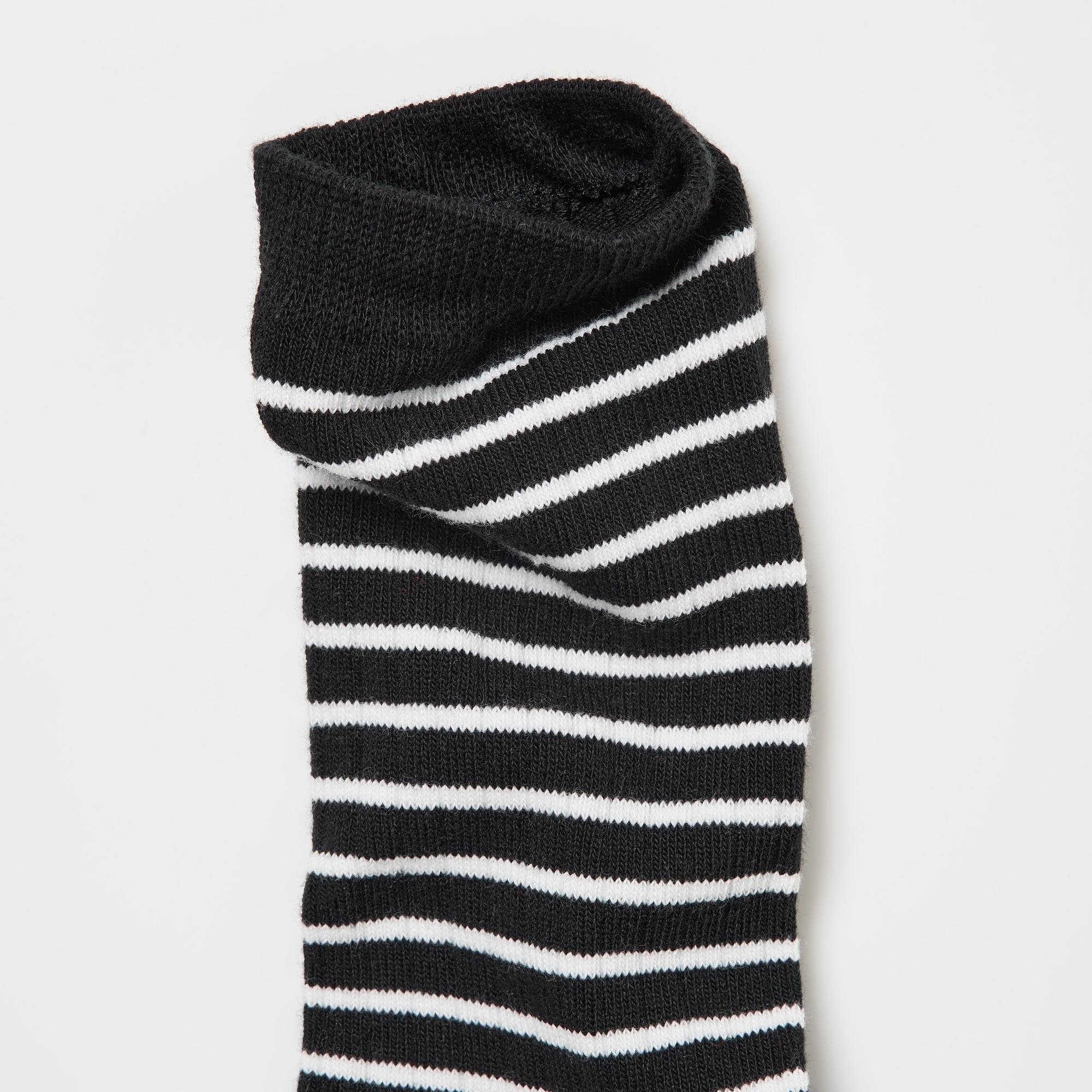 Soft design at the ankle for a comfortable, non-constrictive fit.