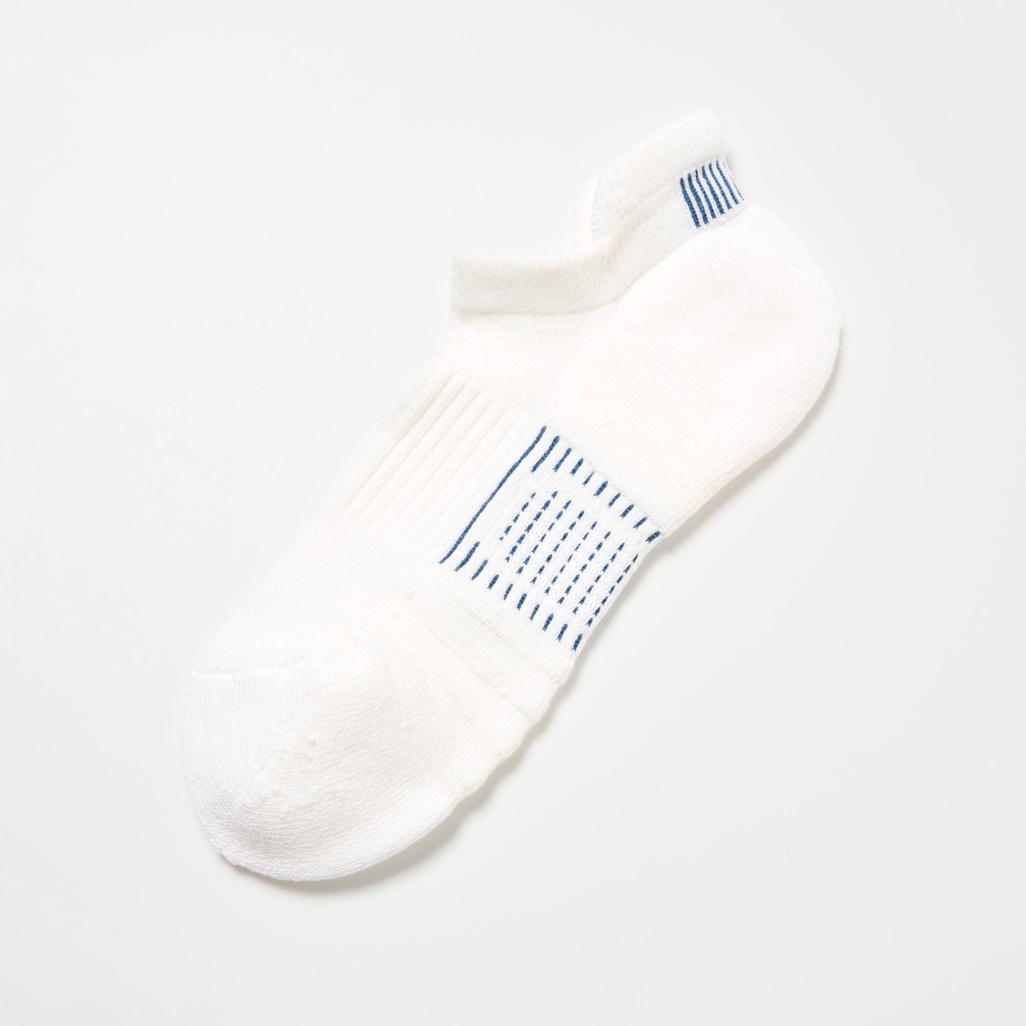 The toe and heel are reinforced to prevent holes and ensure long-lasting wear.