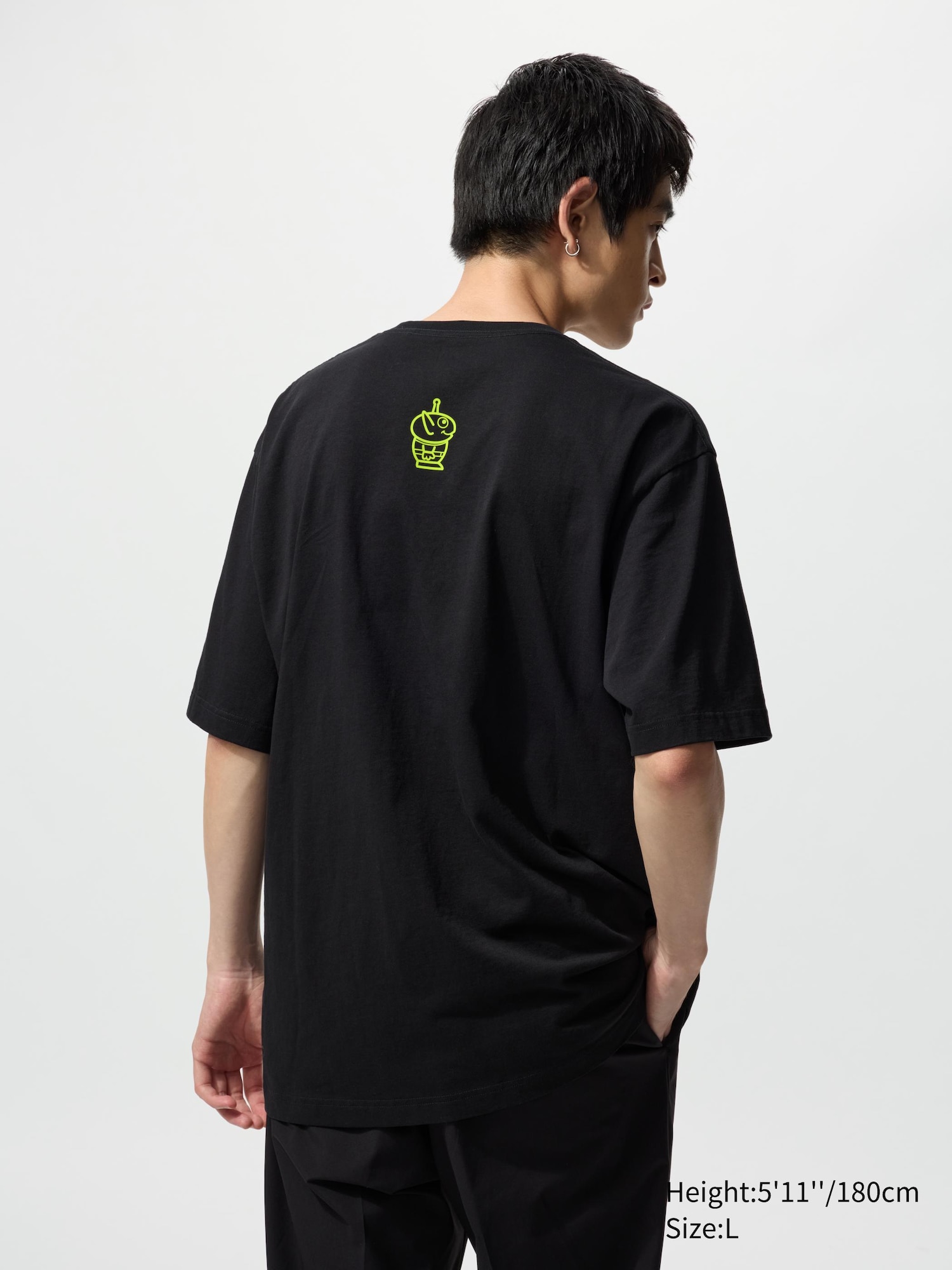 [NG] OBIS UNI WANDERER GRAPHIC T-SHIRT ★大人気★ MEN'S PEACE FOR ALL T-SHIRT | KOJI YAKUSHO | UNIQLO VN