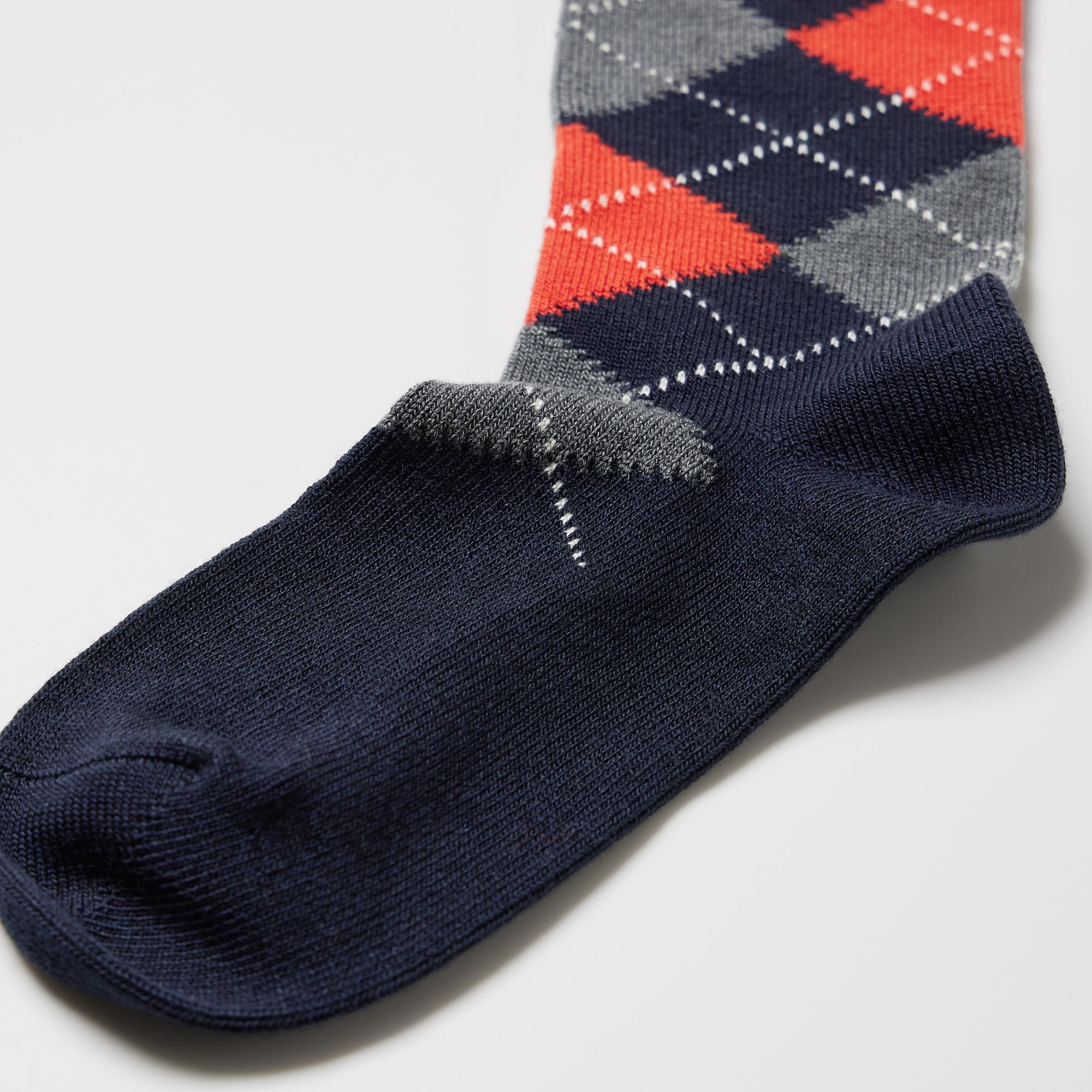 The thin fabric goes well with loafers, pumps, and sneakers.