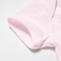 https://image.uniqlo.com/UQ/ST3/us/imagesgoods/481838/feature/usgoods_481838_feature2.jpg
