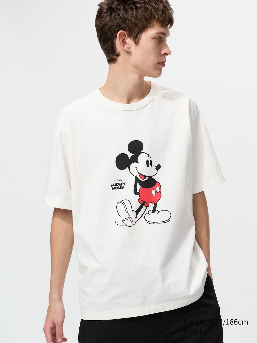 Uniqlo MAGIC FOR ALL ICONS UT Graphic T-Shirt