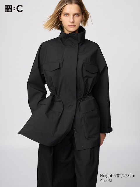 Универсальное короткое пальто Uniqlo черного цвета