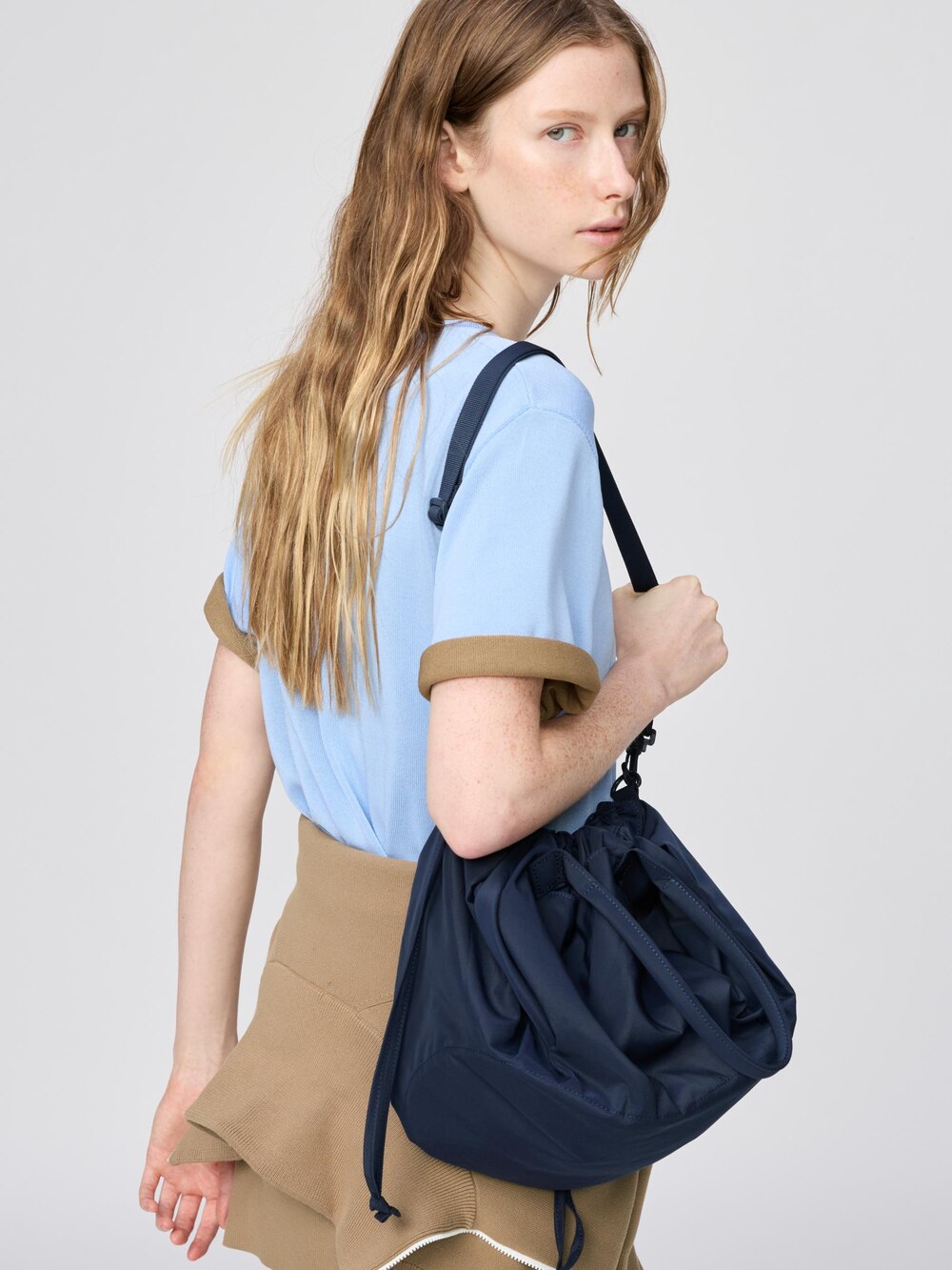 Uniqlo Drawstring Bag — фото 3