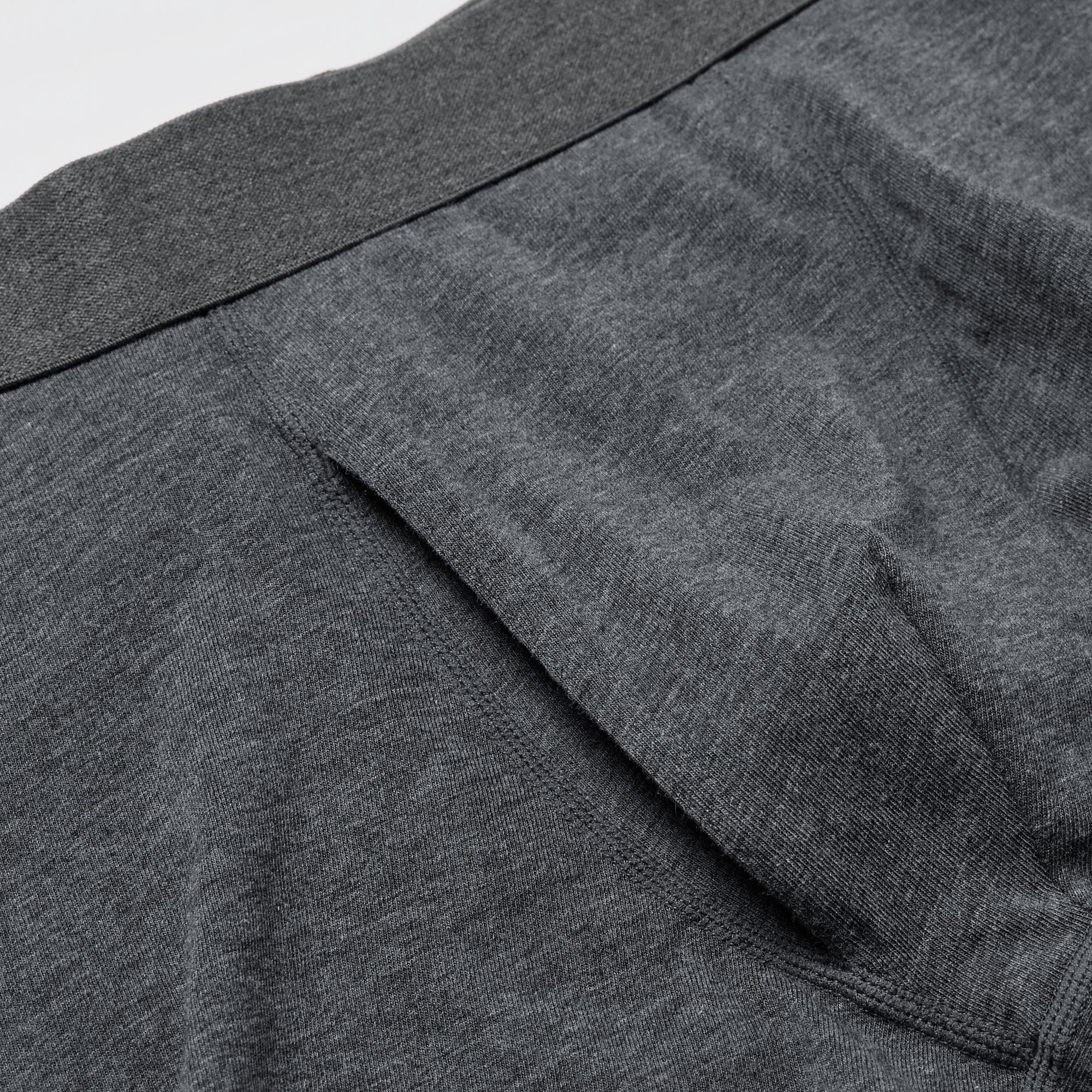 Front fly design. Regular waist for a secure fit.