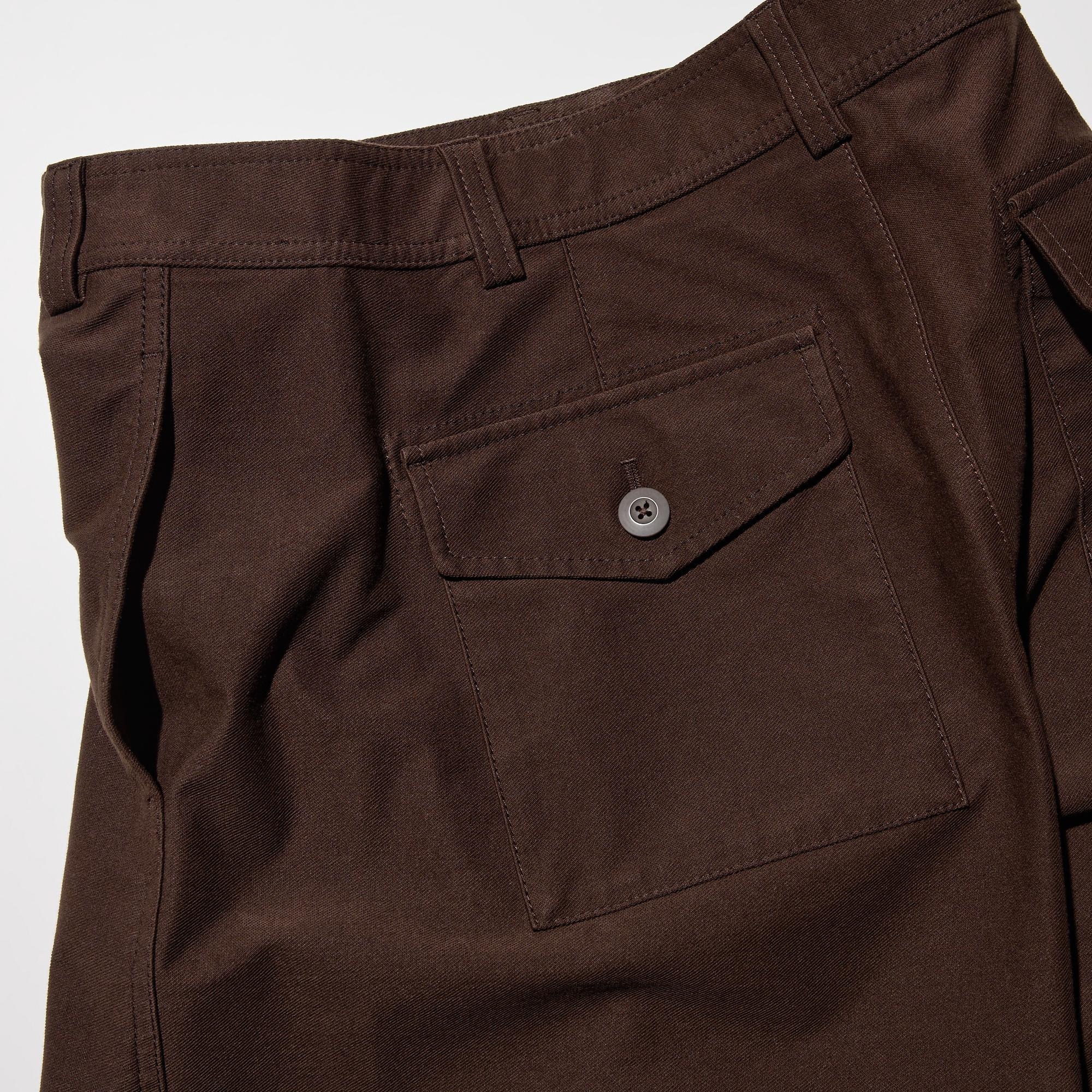 Casual stitching. Flap patch pockets at the back.