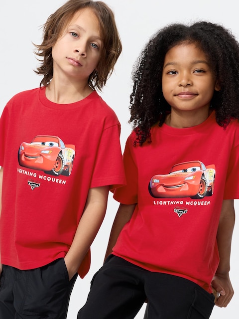 Uniqlo MAGIC FOR ALL ICONS UT Graphic T-Shirt