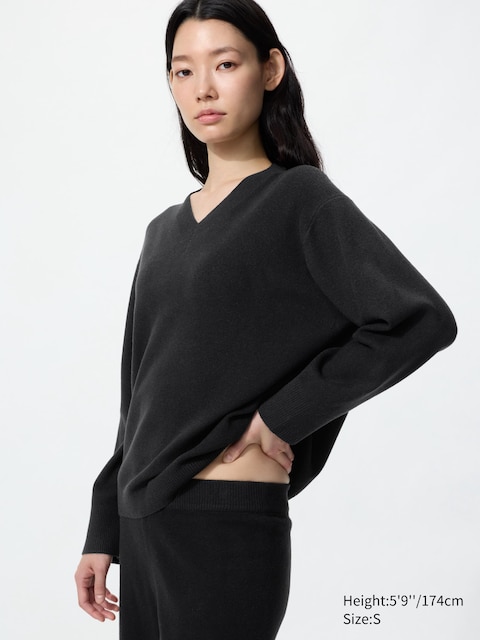 Uniqlo Washable Knit V-Neck Sweater | Smooth