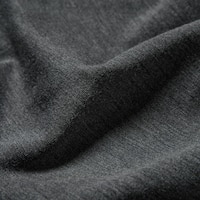 https://image.uniqlo.com/UQ/ST3/us/imagesgoods/486938/feature/usgoods_486938_feature3.jpg