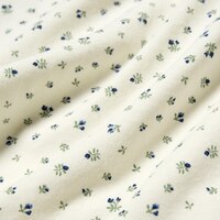 https://image.uniqlo.com/UQ/ST3/us/imagesgoods/487033/feature/usgoods_487033_feature1.jpg