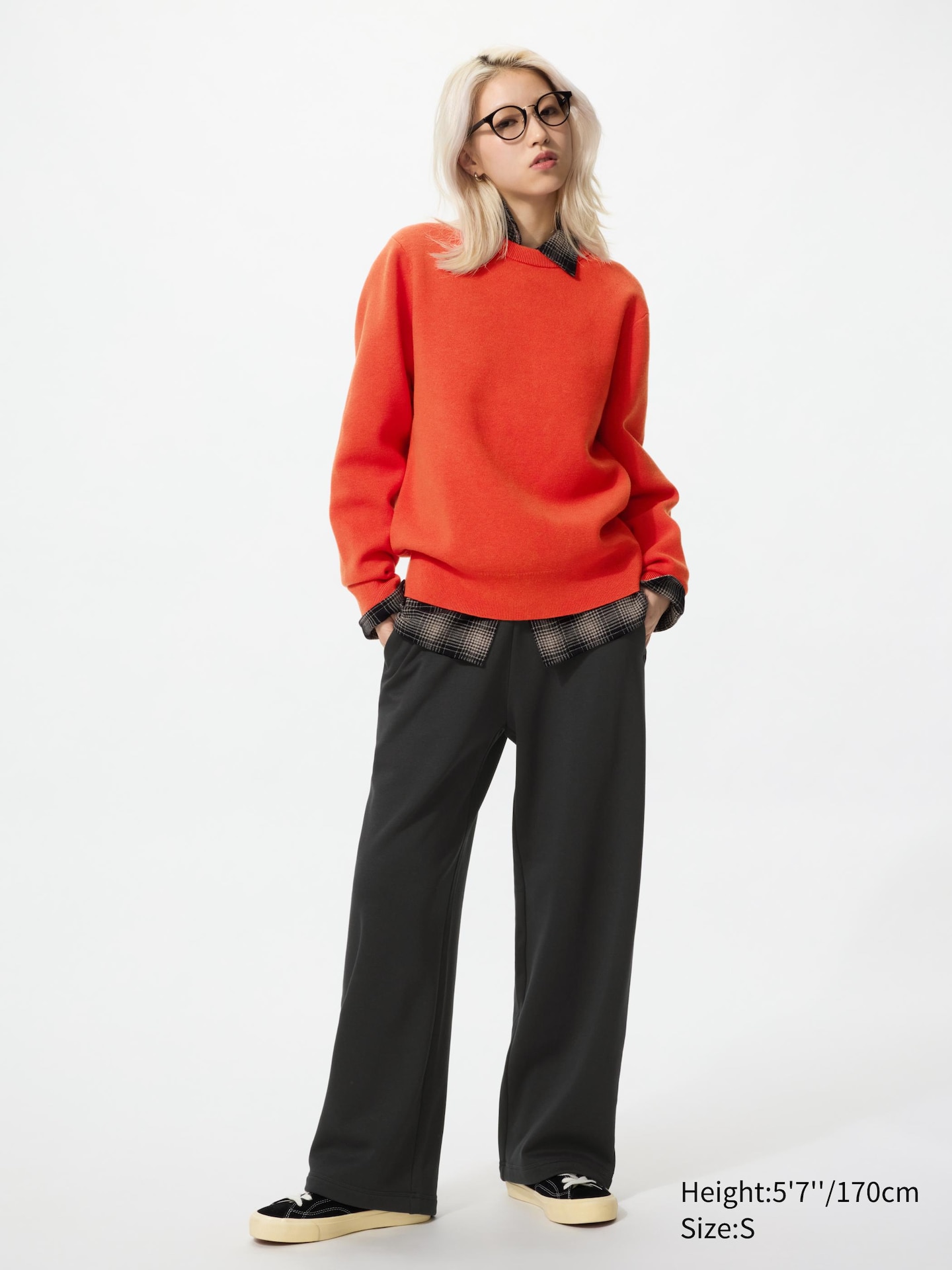 Женские брюки Uniqlo Pile Lined Wide Sweatpants, цвет: Чёрный — фото 1