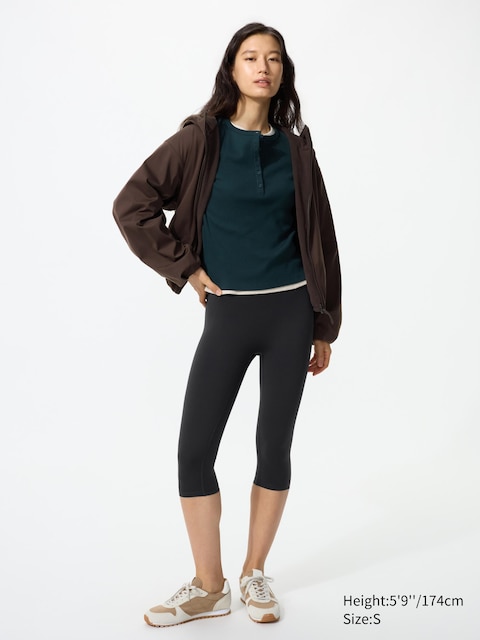 Женские леггинсы Uniqlo Ultra Stretch Active Capri, цвет: Чёрный