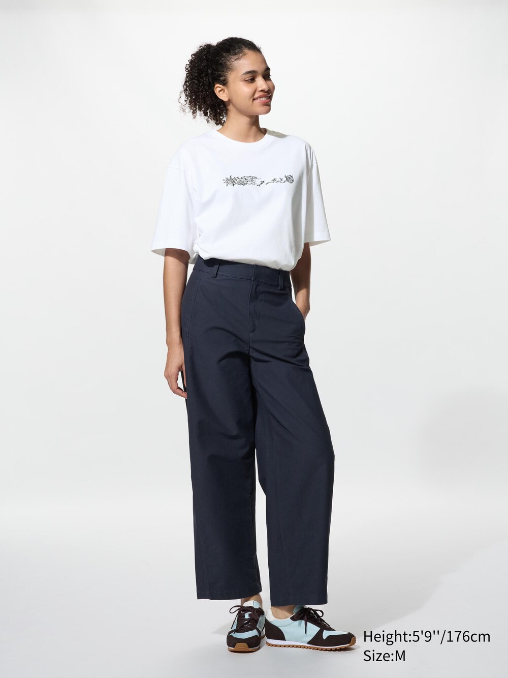 Uniqlo YOASOBI UT Graphic T-Shirt — фото 4