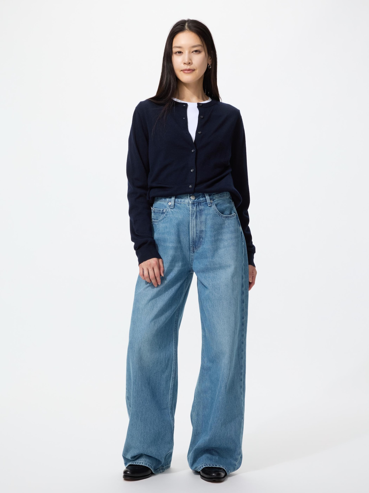 Uniqlo Women's High Rise Wide Jeans Recycled, Blue, 22 Inch