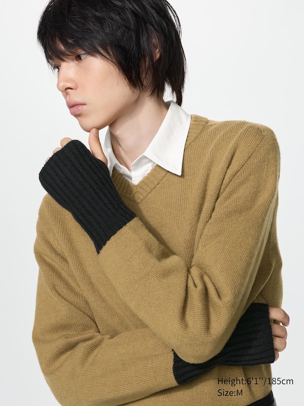 3D Knit V-Neck Sweater