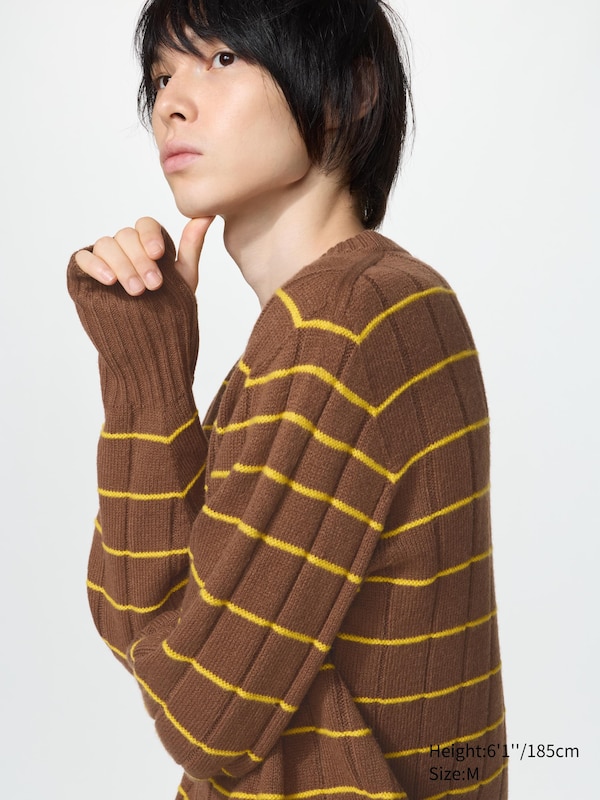 3D Knit V-Neck Sweater