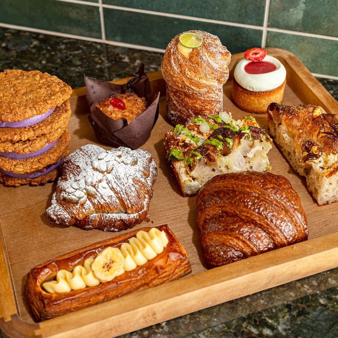 Only at Select Chicago Stores: Del Sur Bakery Pastry Giveaway