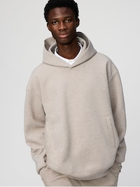 Sweatshirts & Hoodies