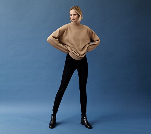 women's leggings pants hero banner