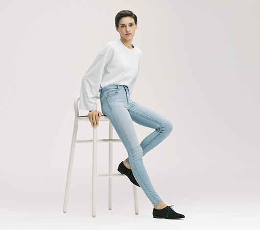 women's jeans hero banner