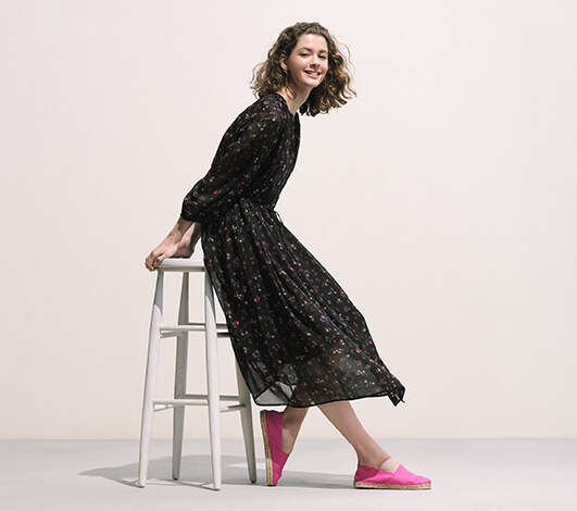 Women's dresses and jumpsuits hero banner