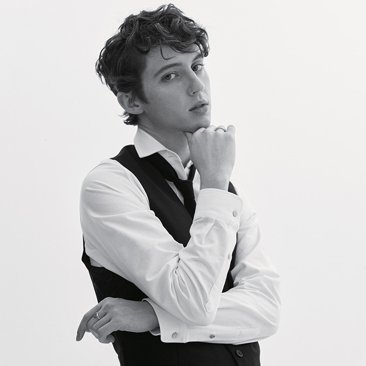 uniqlo x troye sivan