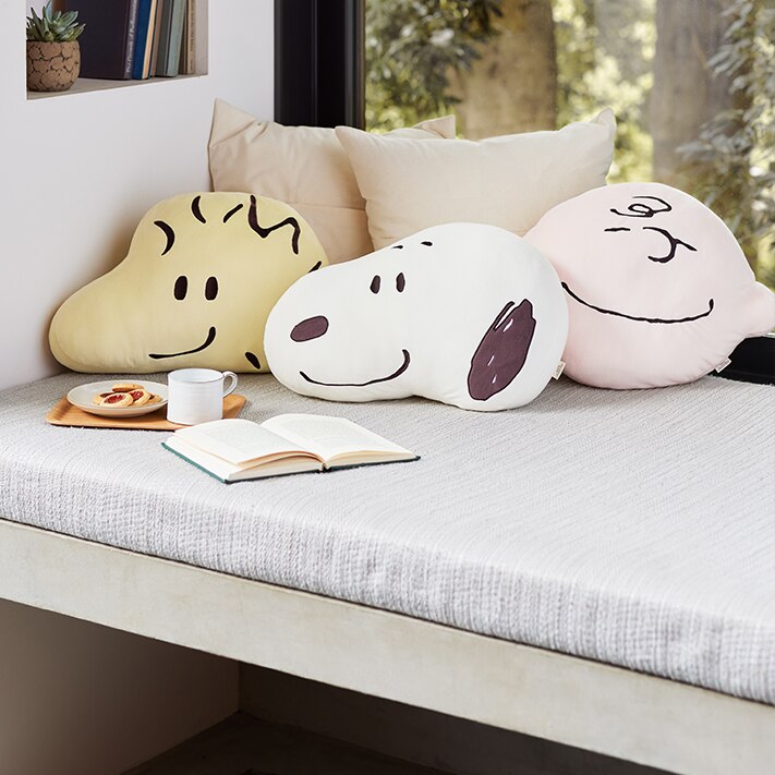 image of The winter holiday collection for cozy times with your family at home.