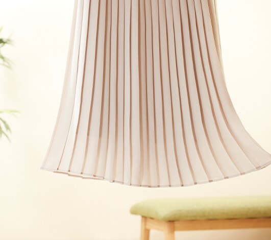Women's pleats collection hero banner