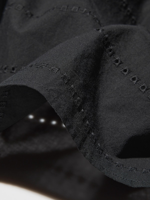 Đầm Thêu Họa Tiết