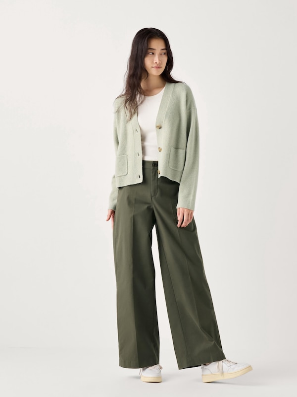 Áo Len Cardigan Sợi Souffle Cổ V Dáng Ngắn