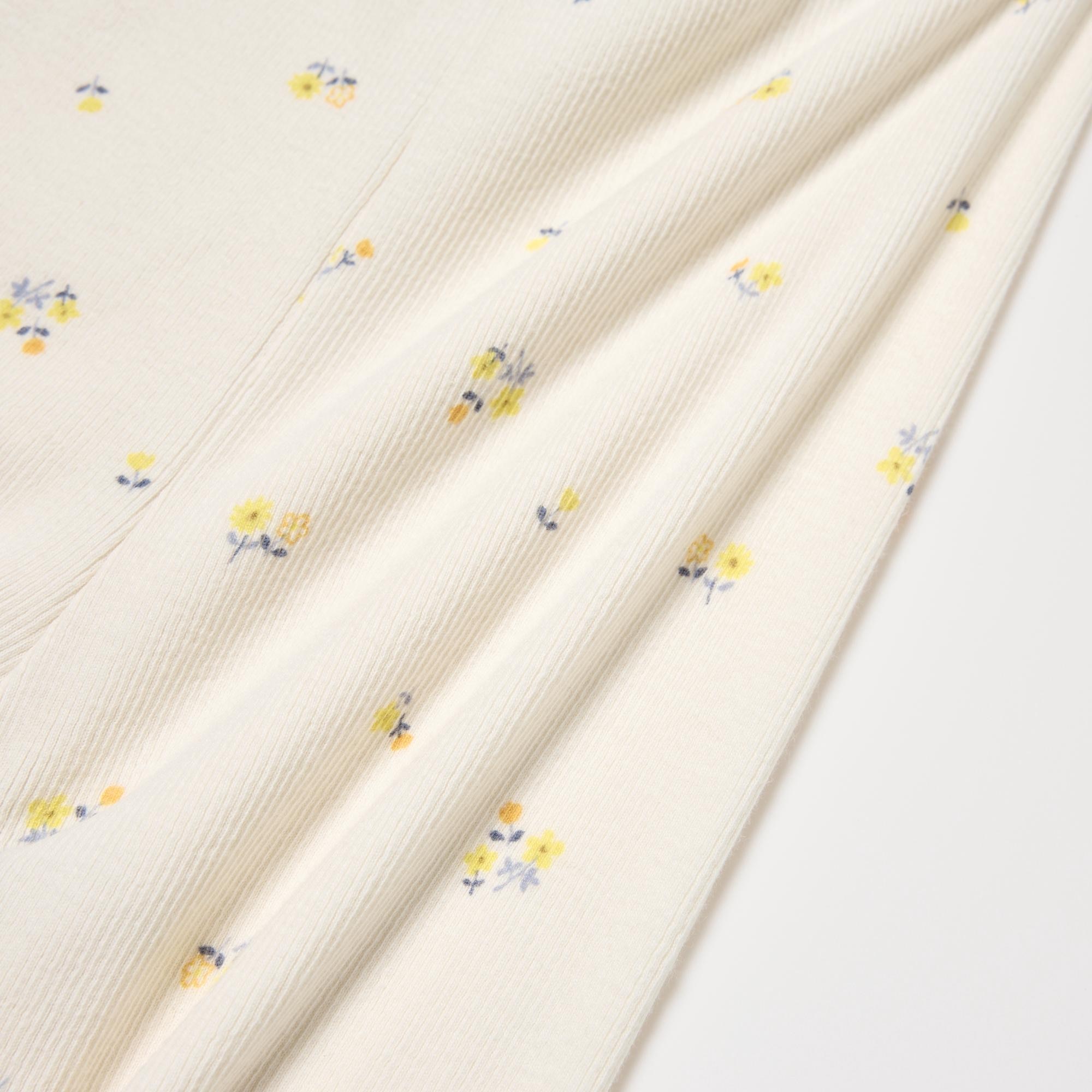 Contouring fabric for comfort and easy dressing.