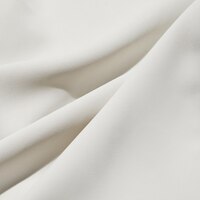 https://image.uniqlo.com/UQ/ST3/vn/imagesgoods/475667/feature/vngoods_475667_feature1.jpg