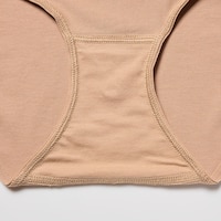 https://image.uniqlo.com/UQ/ST3/vn/imagesgoods/479202/feature/vngoods_479202_feature9.jpg