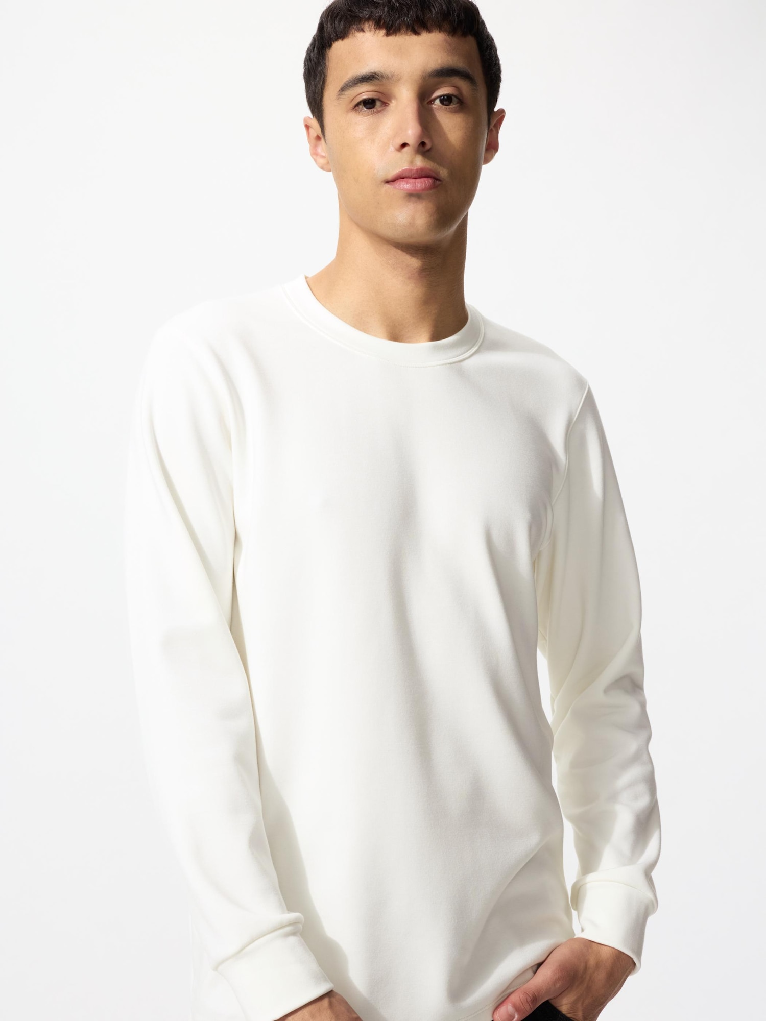 Men's HEATTECH Ultra Warm Crew Neck T-shirt | UNIQLO VN