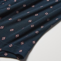 https://image.uniqlo.com/UQ/ST3/vn/imagesgoods/482600/feature/vngoods_482600_feature2.jpg