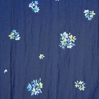 https://image.uniqlo.com/UQ/ST3/vn/imagesgoods/483339/feature/vngoods_483339_feature2.jpg