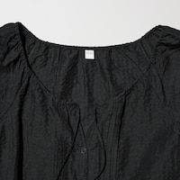 https://image.uniqlo.com/UQ/ST3/vn/imagesgoods/483892/feature/vngoods_483892_feature3.jpg